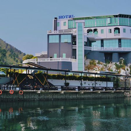 Prince Of Lake Hotel Canaj Exterior photo