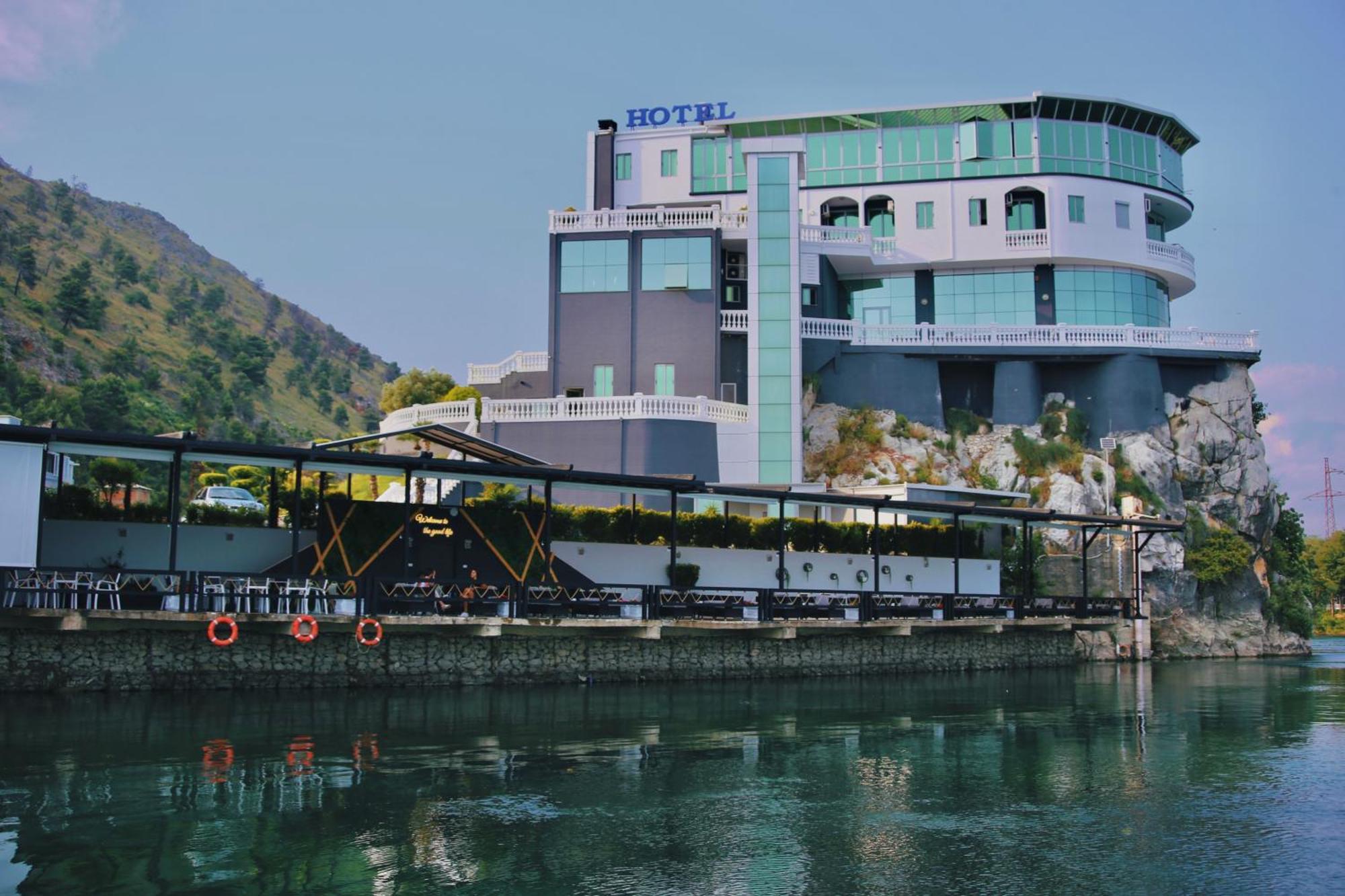 Prince Of Lake Hotel Canaj Exterior photo